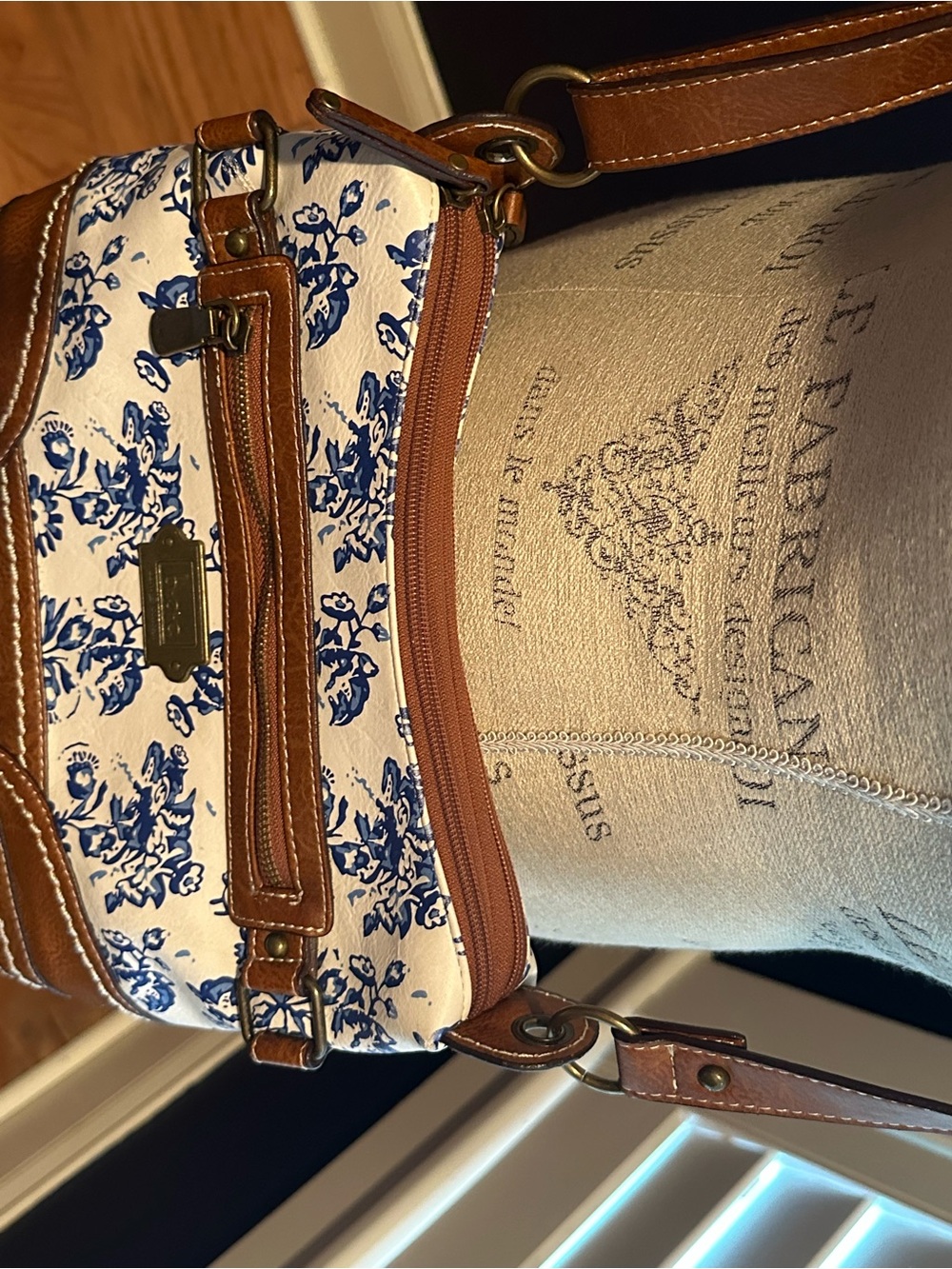 b.o.c. Floral Canvas Crossbody Bag in Blue and Tan Trim - Picture 4 of 7